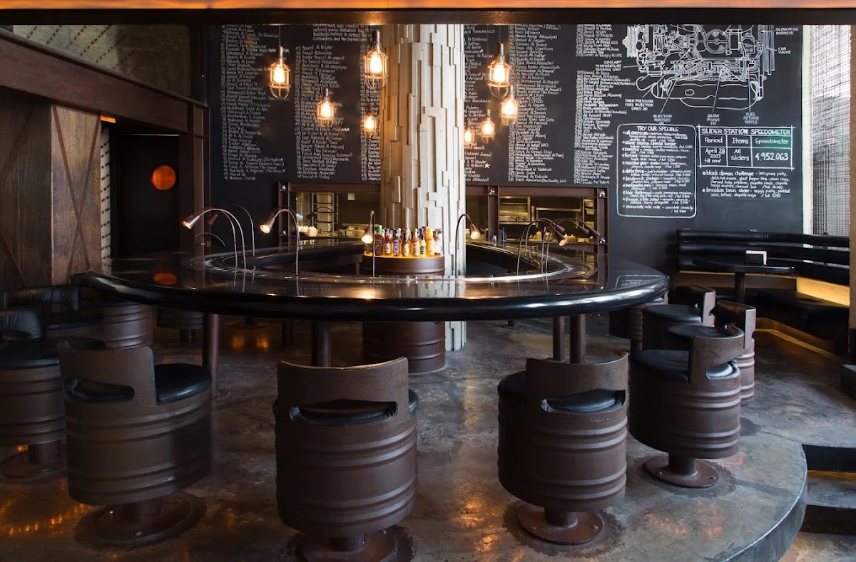 Slider Station